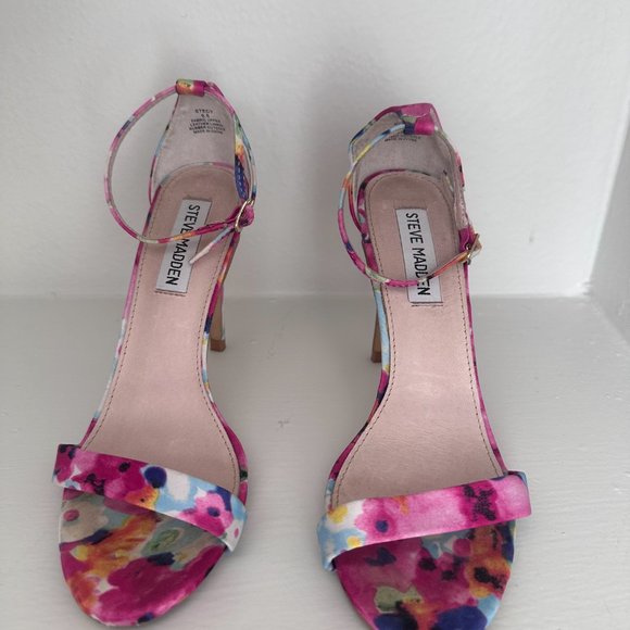Steve Madden Stecy Floral Ankle Strap Heels, Barbie Pink - Picture 3 of 6
